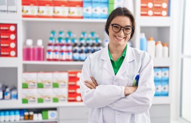Pharmacien non thésé